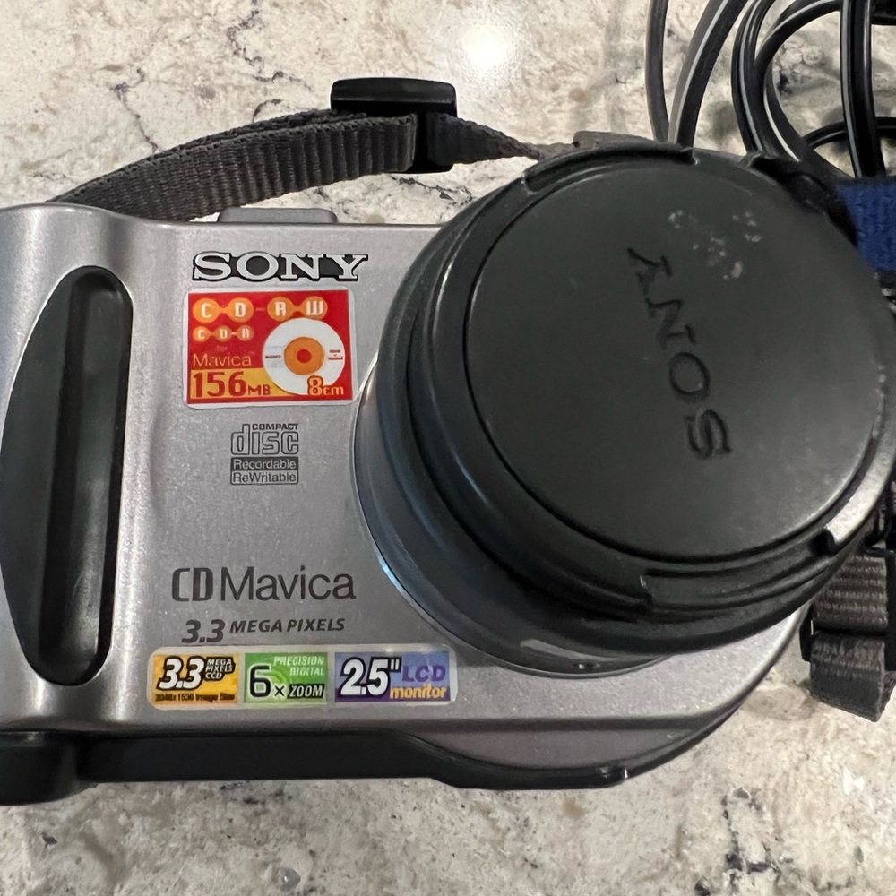 Sony CD Mavica 3.3 mega pixel